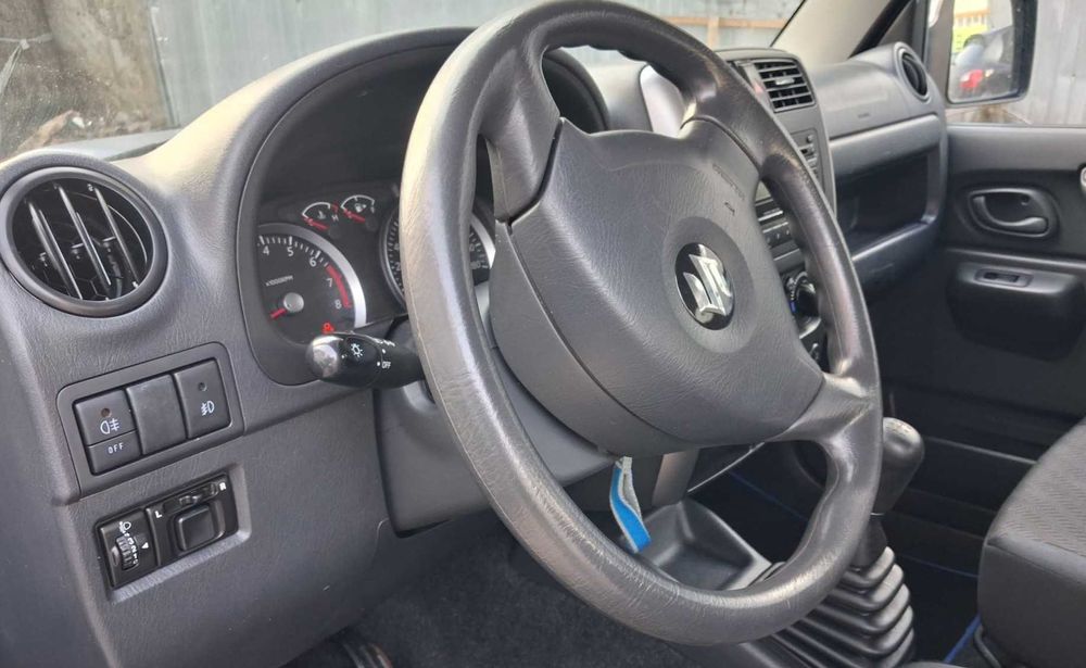 Suzuki Jimny,2013,4x4,109456km