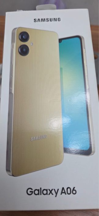 Продам телефон самсунг а06