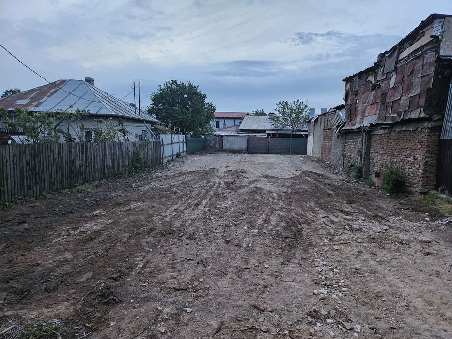 Teren Colentina , Carrefour , Dedeman