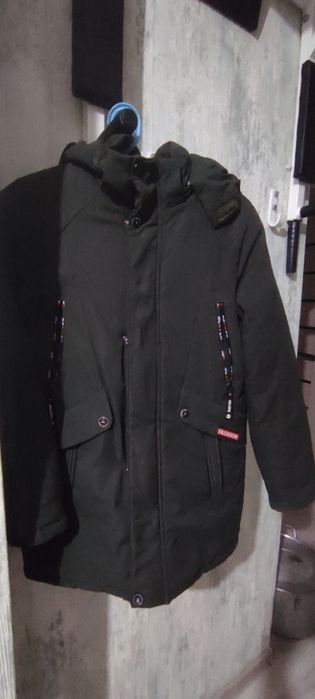 Продам куртку зимнюю