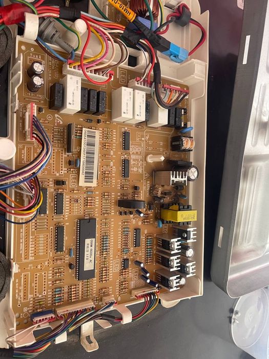 Ремонт холодильников  Починю быстро