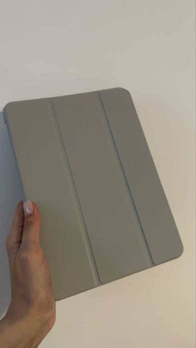 Продава се калъф за iPad Pro 11”