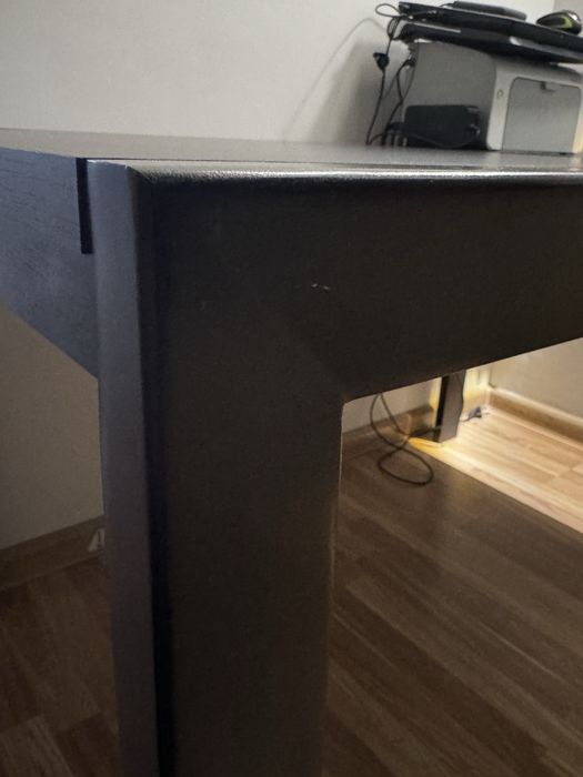 Стол обеденный продам