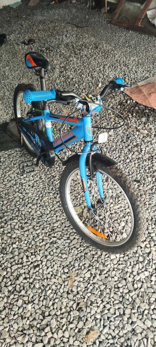 Детско колело 20 цола с подарък нови  каска, наколенки и подлакътници