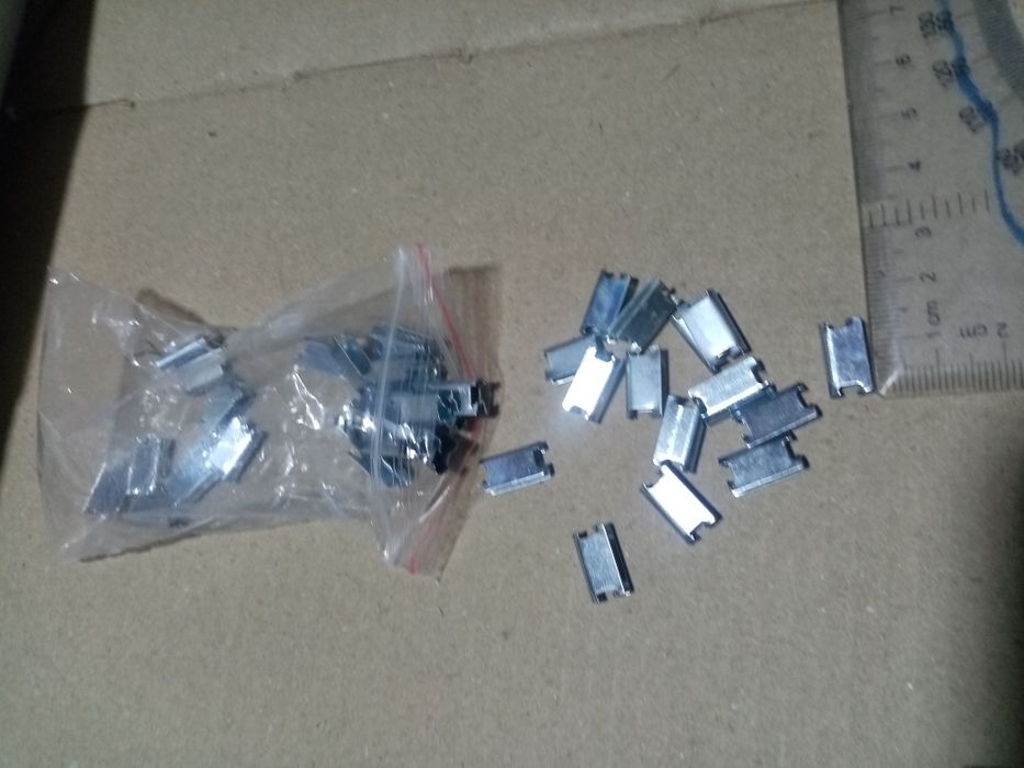 Значки аксессуары