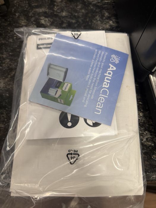 Philips 5400 Series Fully Automatic Espresso Machine with LatteGo.