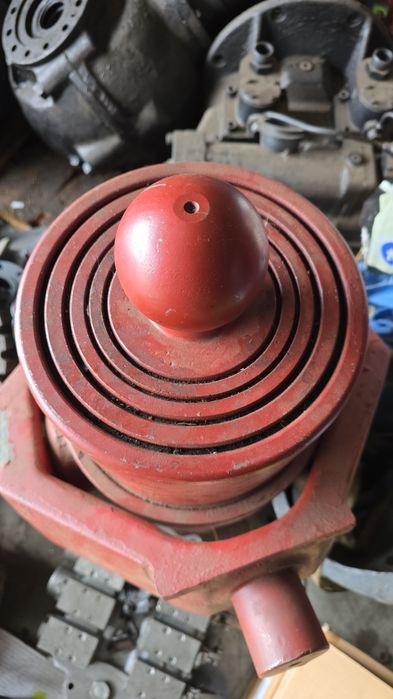 Cilindru basculare 8x6 iveco..man..etc