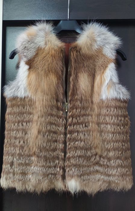 Луксозен дамски елек естествен косъм от лисица, размер S