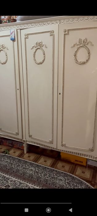 Продается мебель для спальни.