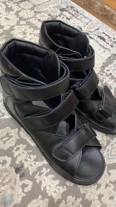 Ортопедичсекая обувь