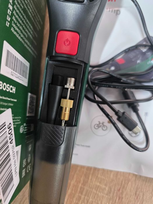 Pompa pneumatica Bosch EasyPump 0603947000, 3.6 V, 3 Ah, 10 bar/150 psi presiune maxima