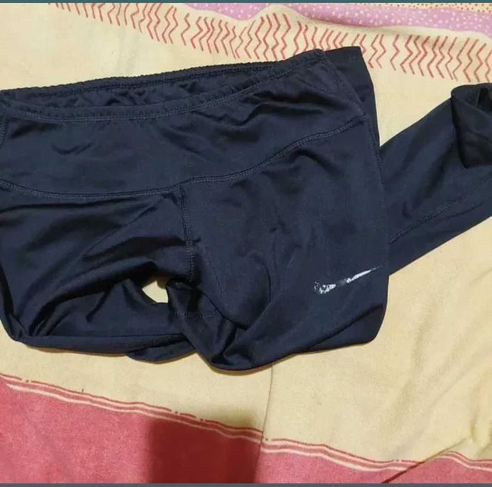 Colant Nike vară trei sferturi M second hand