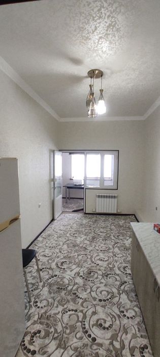 Карши ш марказида  квартира  сотилади зур жойда