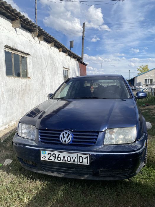 Продам машину 2004  года