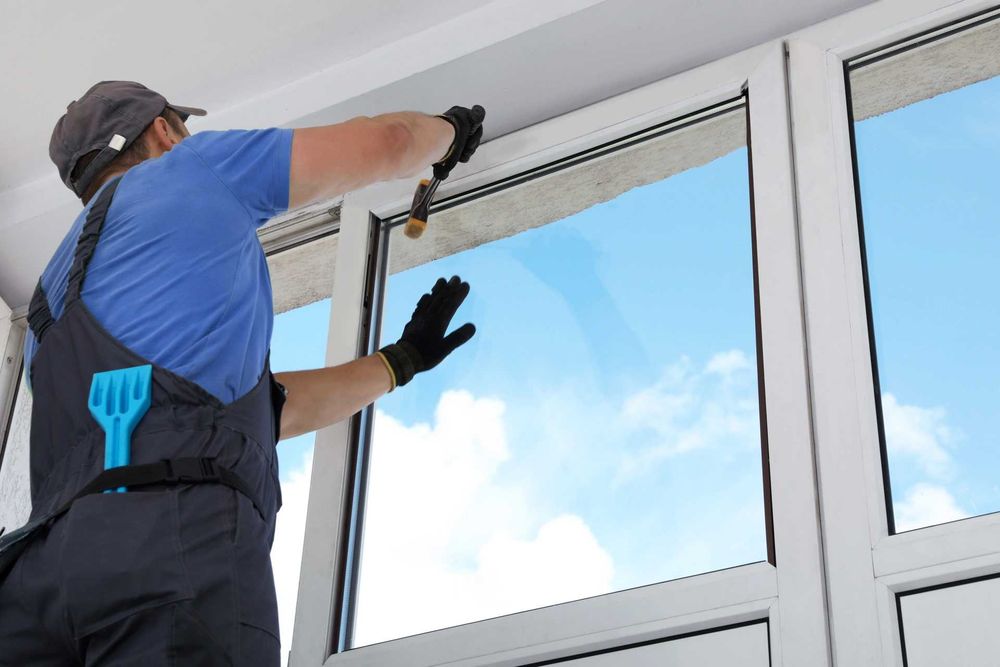 Регулировка пластиковых окон и дверей. Ремонт. От 100 000 сум