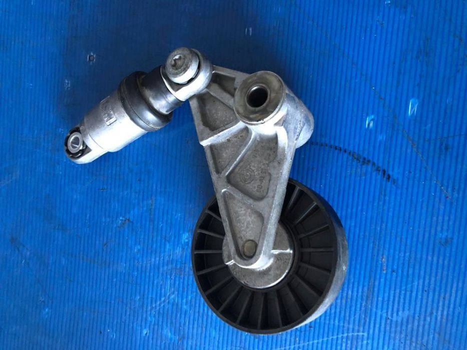 intinzator alternator 2.0 dti 2.2 dti opel  astra g zafira a