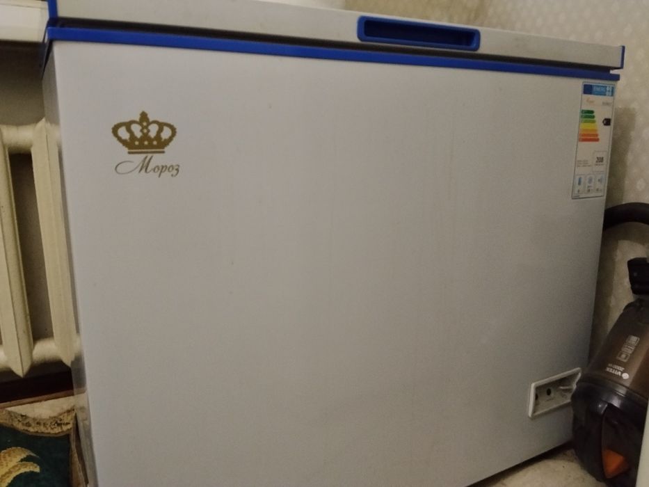 Продам морозильник