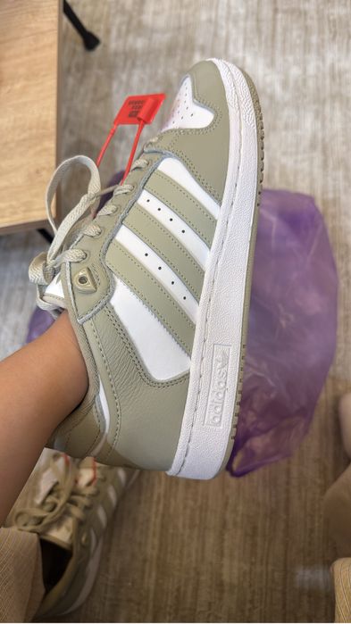 кроссовки оригинальные adidas centennial rm