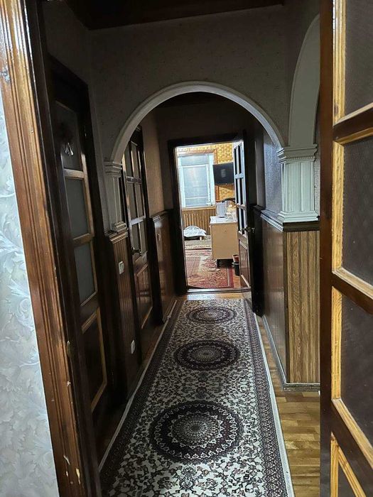 Продается 4-x комнатная квартира