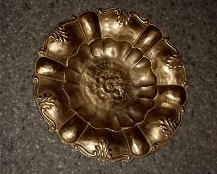 Farfurie, aplica de perete antica din bronz masiv de dimensiuni impres