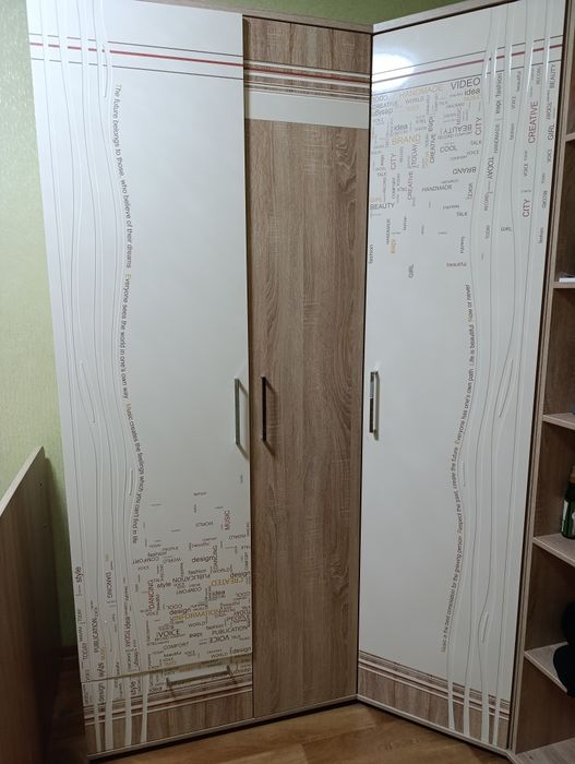 Продается подростковый спальный гарнитур