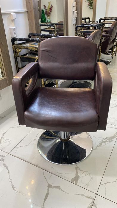 Кресло для парикмахера