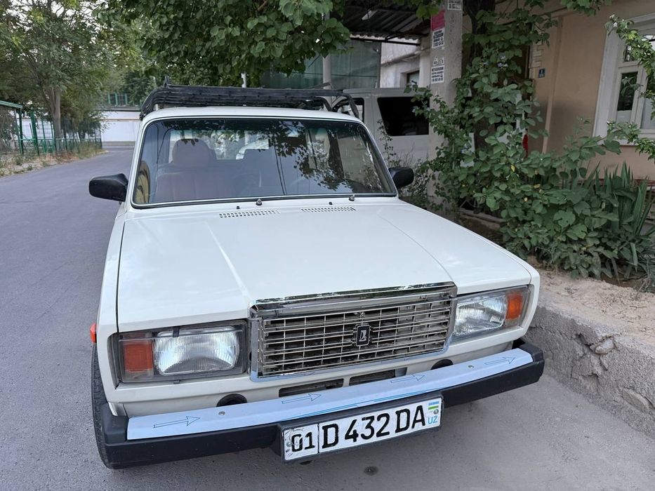 Jiguli vaz 2104 sotiladi