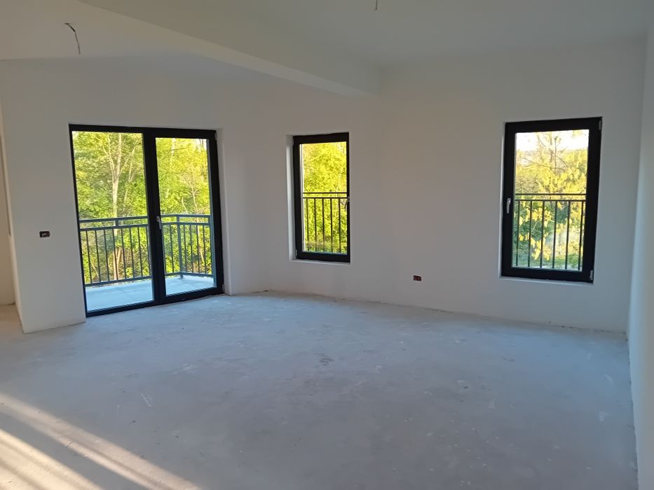 Apartament 2camere decomandat zonă  liniștită 72m²aproape de centrul istoric