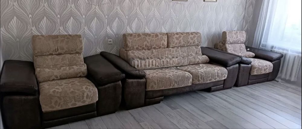 Сдается трехкомнатная квартира в центре
