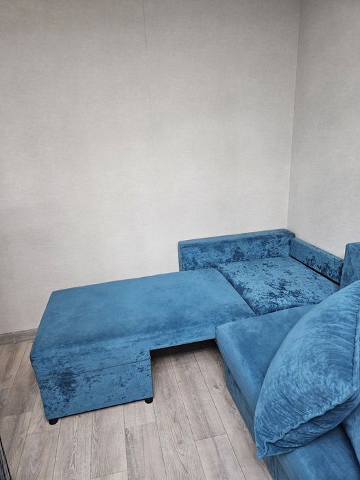 Продаю диван 3 м