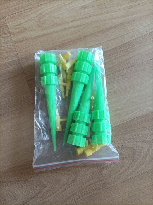 Комплект 10 броя автоматична система за капково напояване на растеният