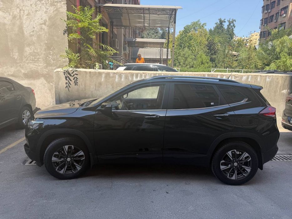 Chevrolet Tracker 2