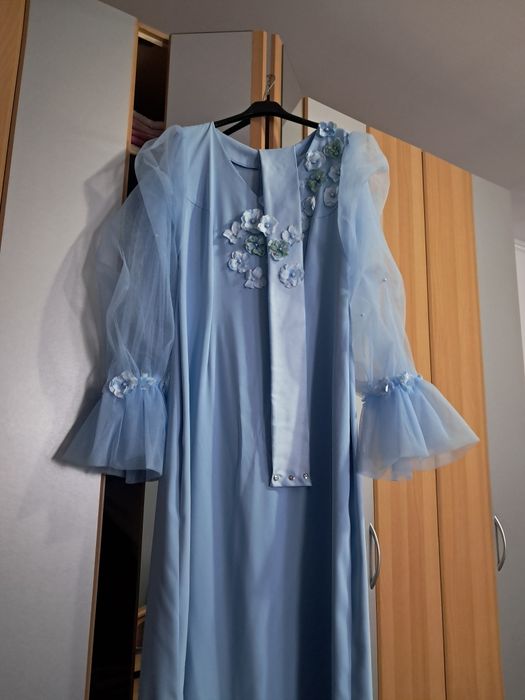 Vand rochie  stare foarte buna