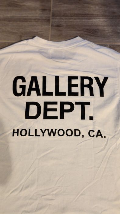 tricou Gallery Dept.