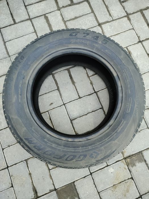 Шины летние 215/65/16