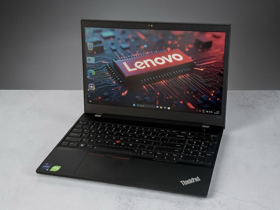Лаптоп Lenovo ThinkPad P15v Gen 3 Full HD i7-12800H 32RAM 512SD RTX A2000 Перфектен! Гаранция!