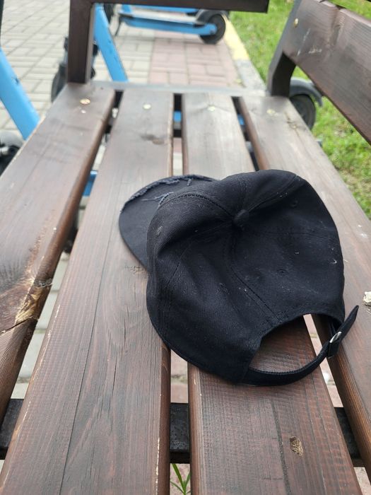 Продам модную кепку с крестом