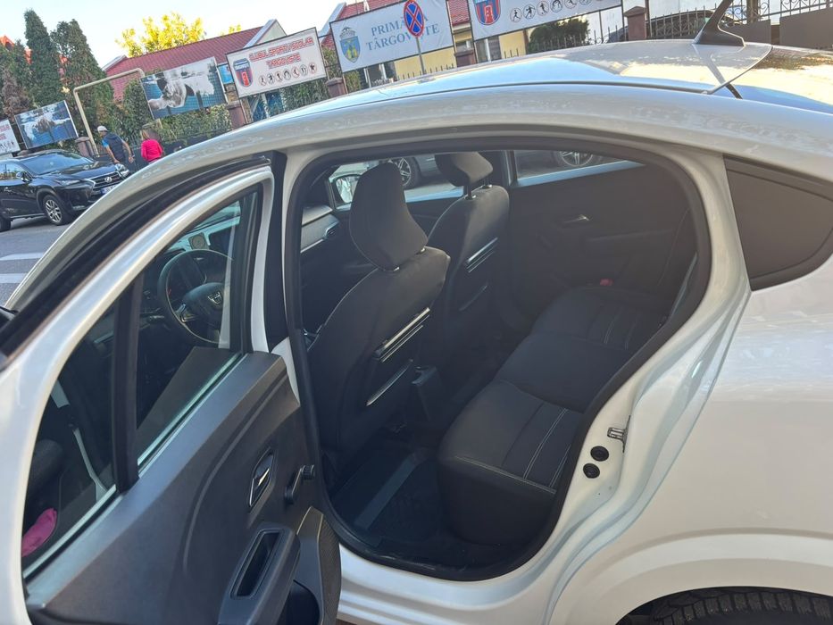 Masina dacia logan