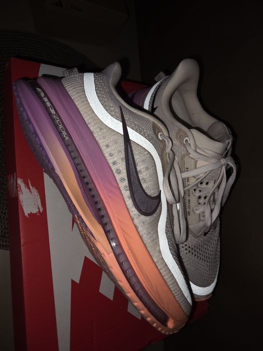 Дамски маратонки nike pegasus.