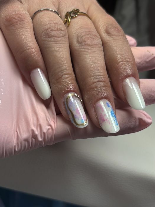 Unghii cu gel /Unghii