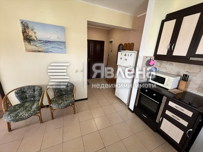 Продава се Двустаен апартамент в с. Кошарица, Област Бургас - 75 кв.м за 640 €/кв.м - Снимка #3