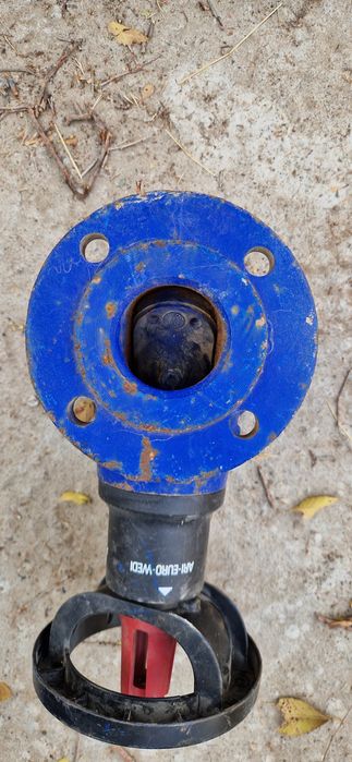 Продам задвижки Д 50-65