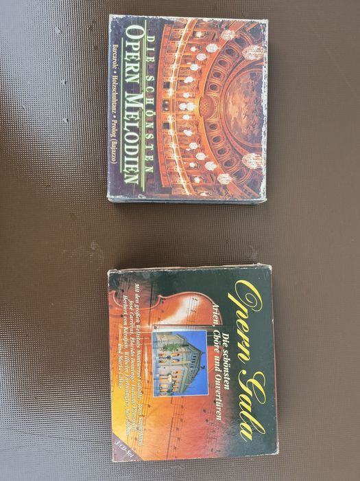 Vând 5 CD audio originale cu muzica clasica mixta Artiști celebrii