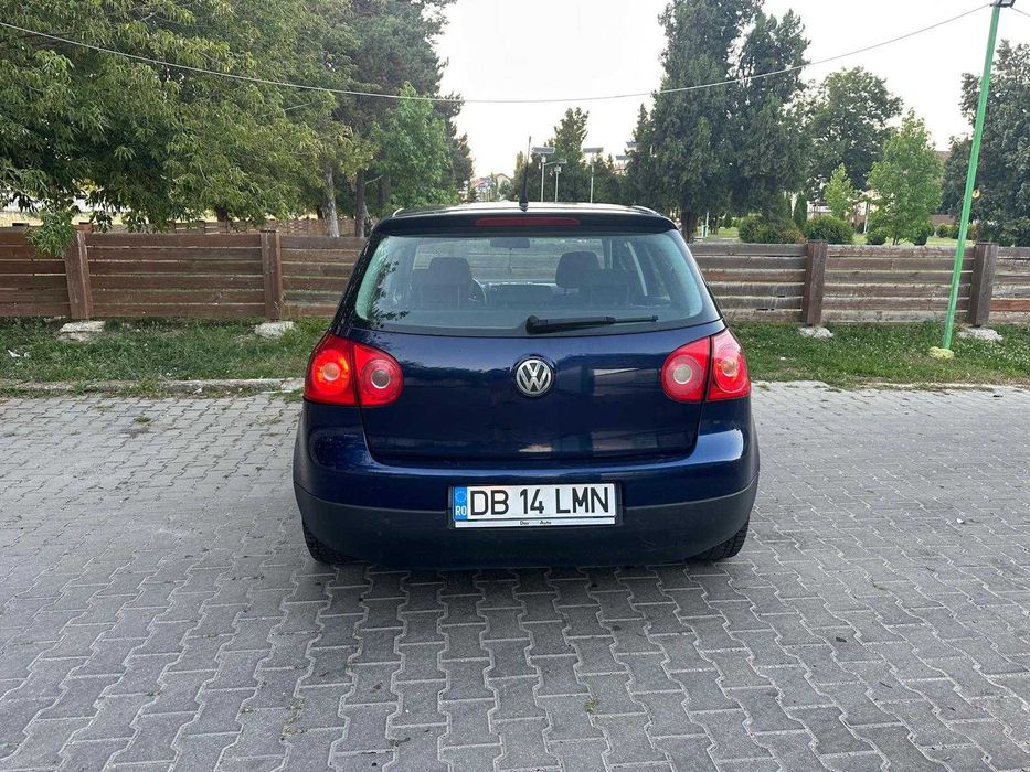 Volkswagen Golf 5 – 2007 – 1.4 MPI Benzină – 116.000 km verificați