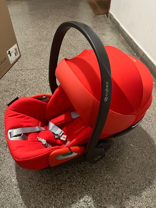 Стол за кола Cybex Cloud Z2 + адаптери за количка