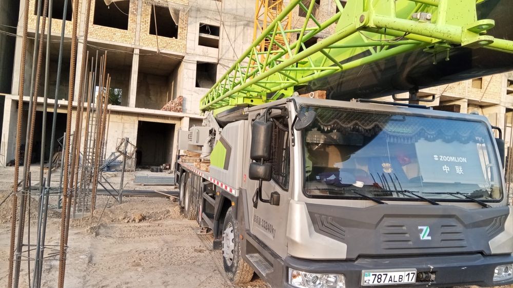 Услуга автокран. Автокран. Кран.