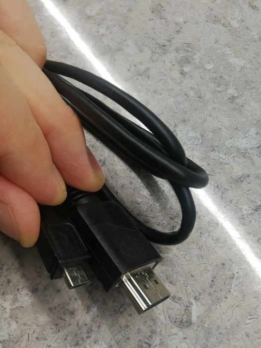 Кабель HDMI - Micro USB