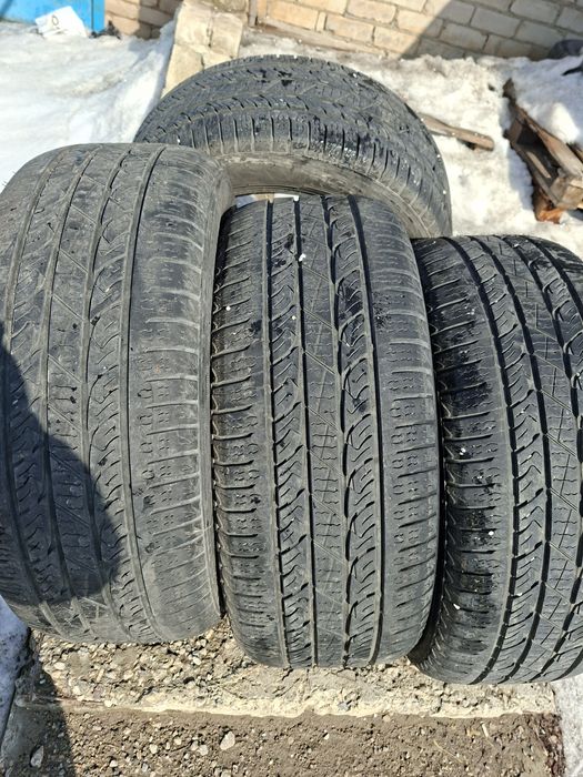 Продам шины. 285/60/18 родстон