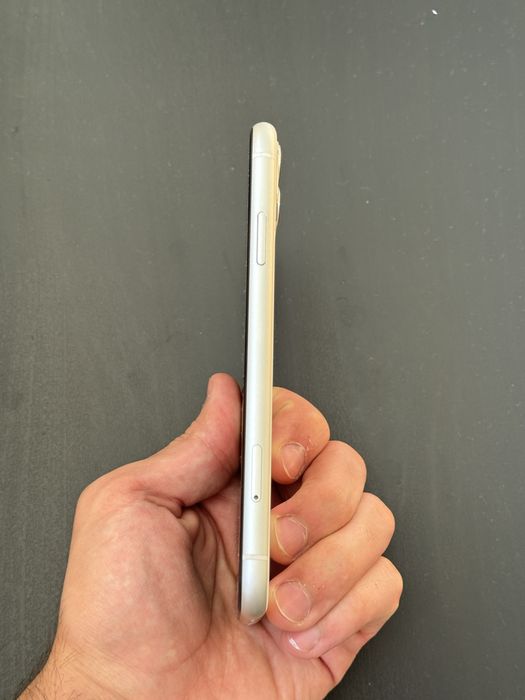 Продам iphone 11