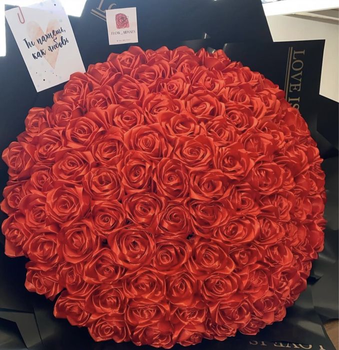 розы из атластных лент